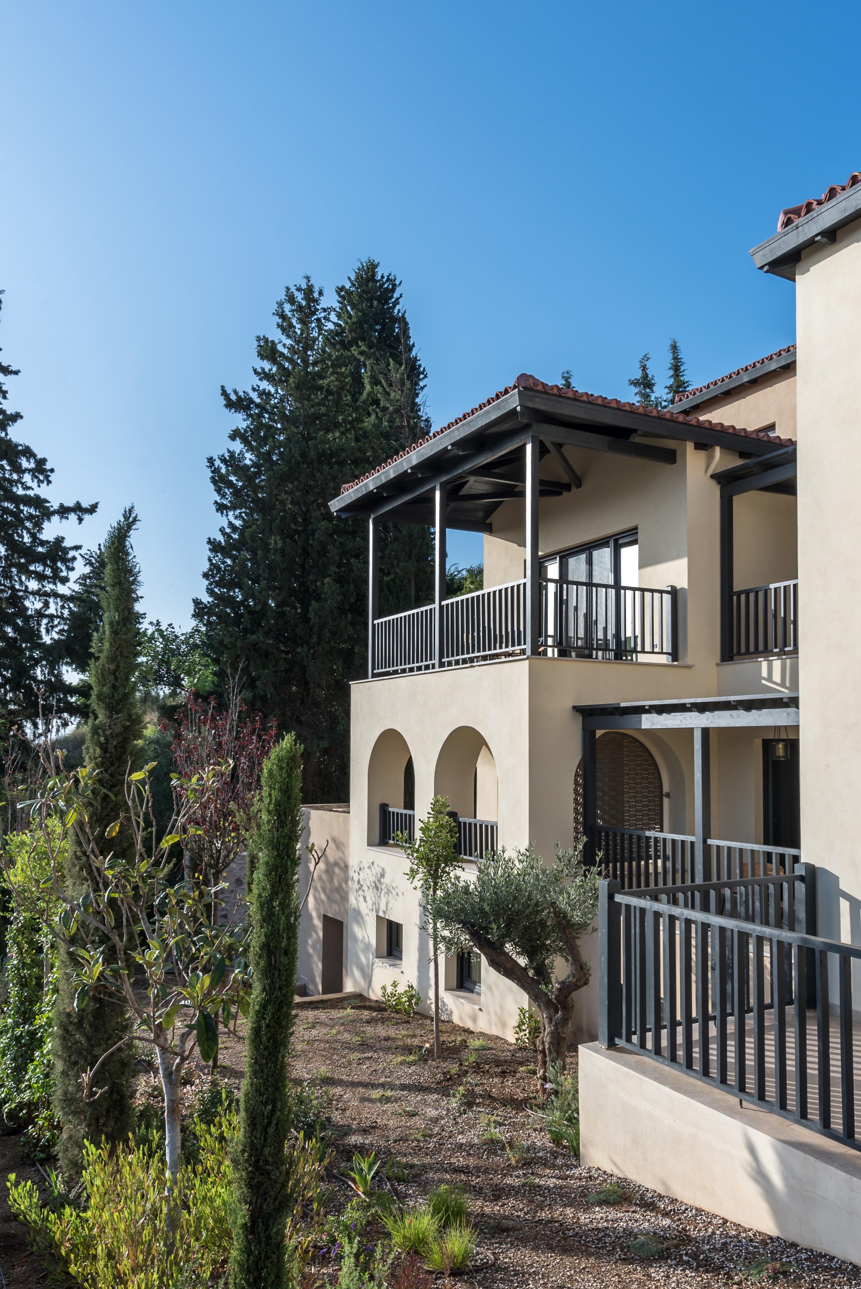 Euphoria Retreat - A Holistic Wellbeing Destination Spa Hotel Mystras Exterior photo